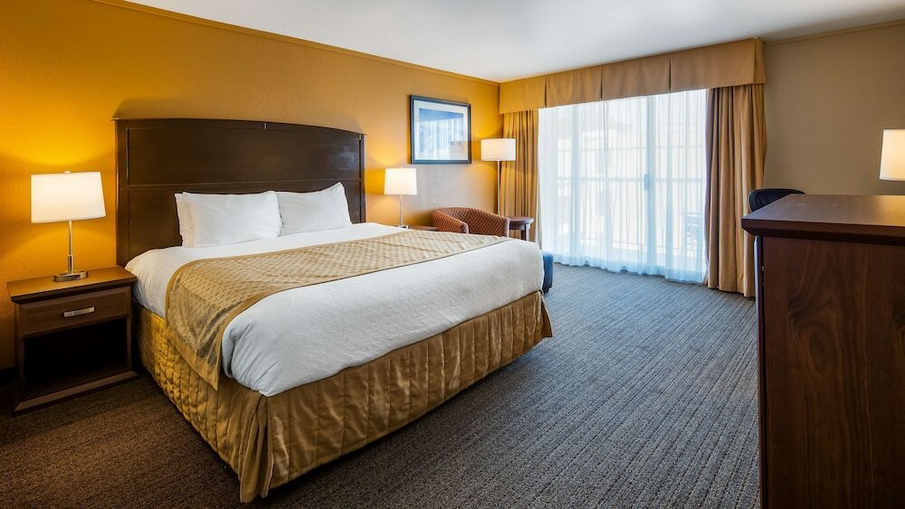 Фото Best Western The Westerly Hotel