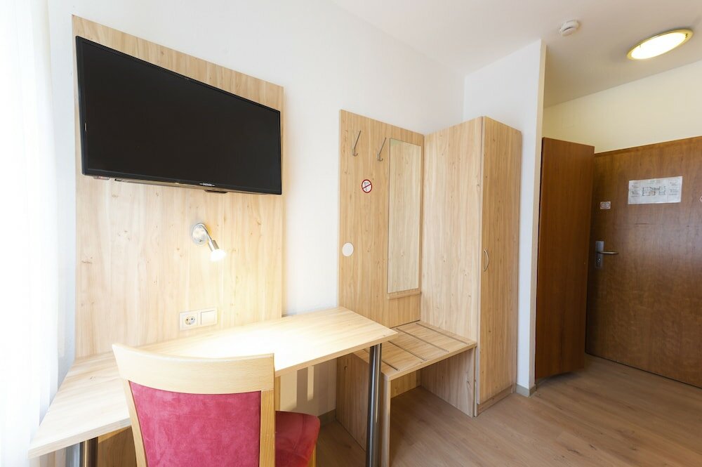 Фото Hotel Astoria am Urachplatz