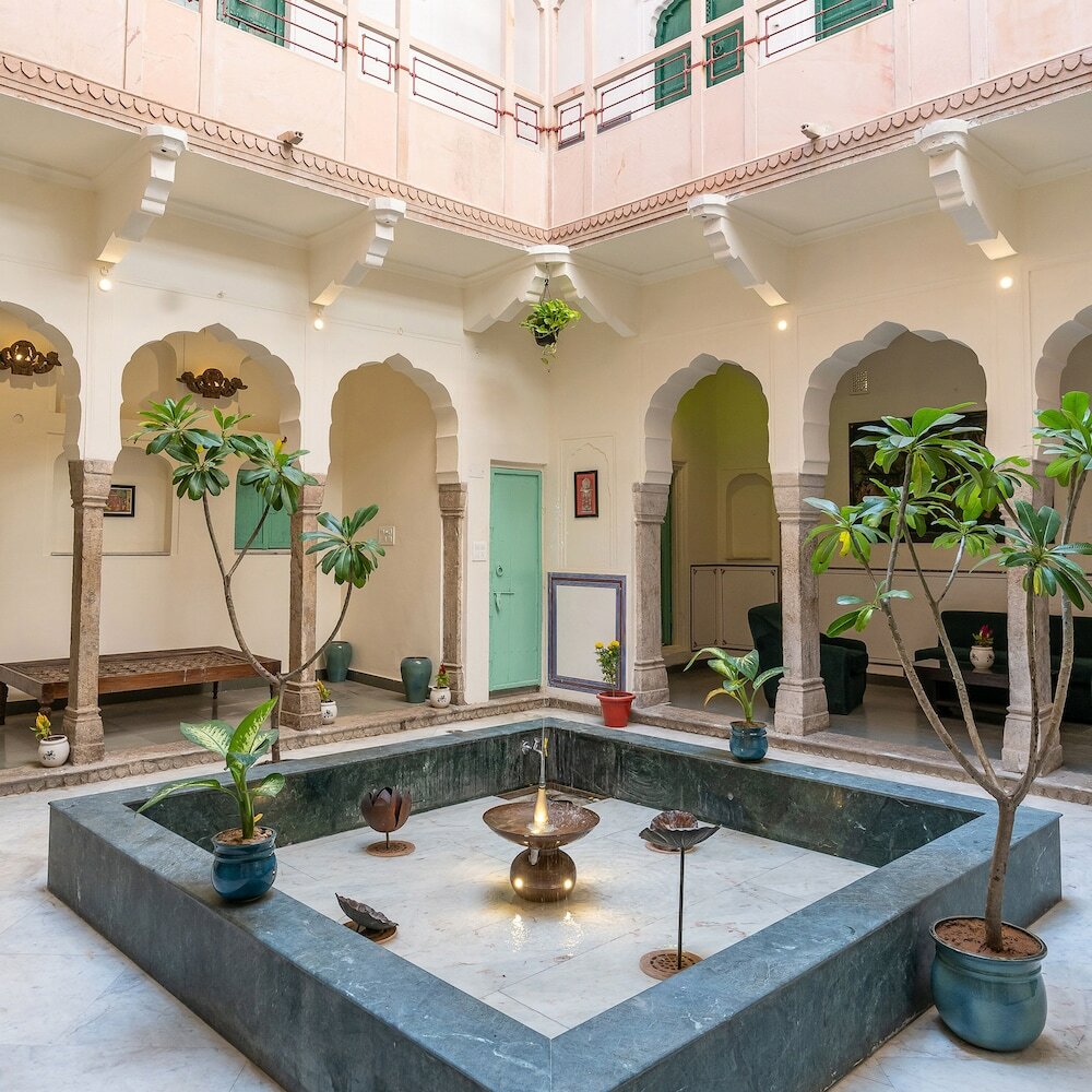 Фото Bloom Boutique Chelon Haveli