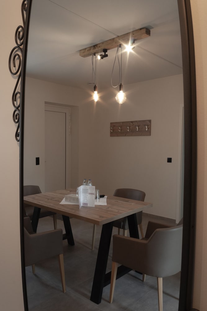 Фото Hotel Restaurant Tychon