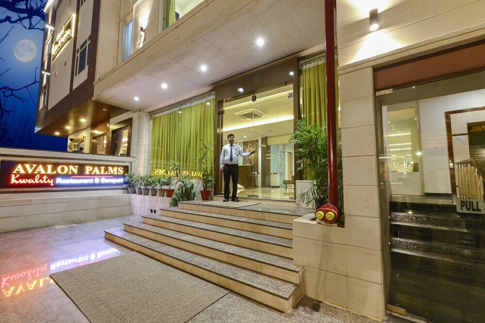 Фото отеля 2