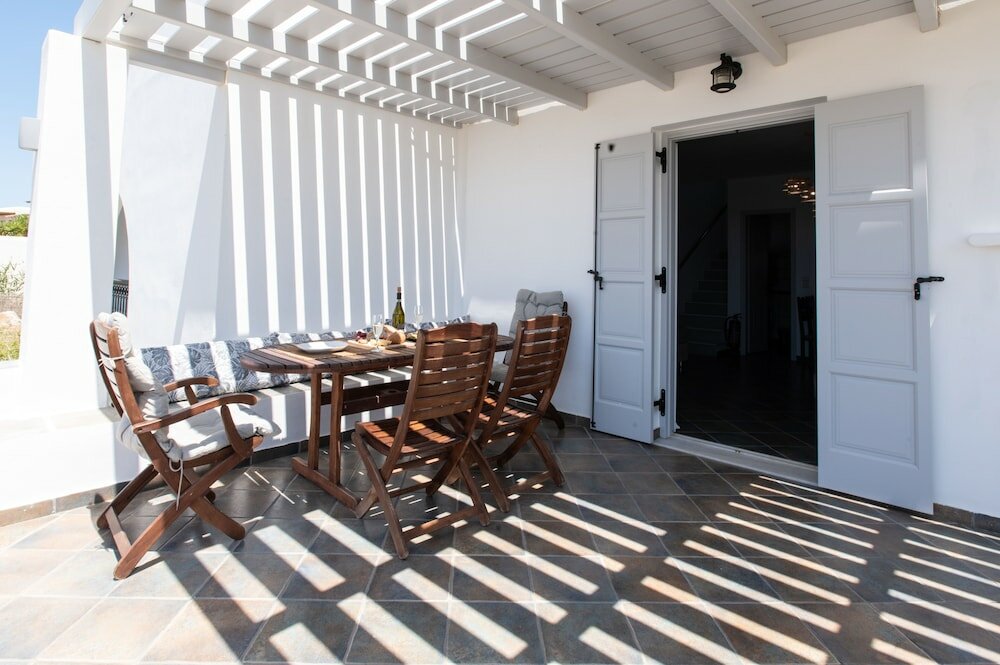 Фото Sea Lilies Suites