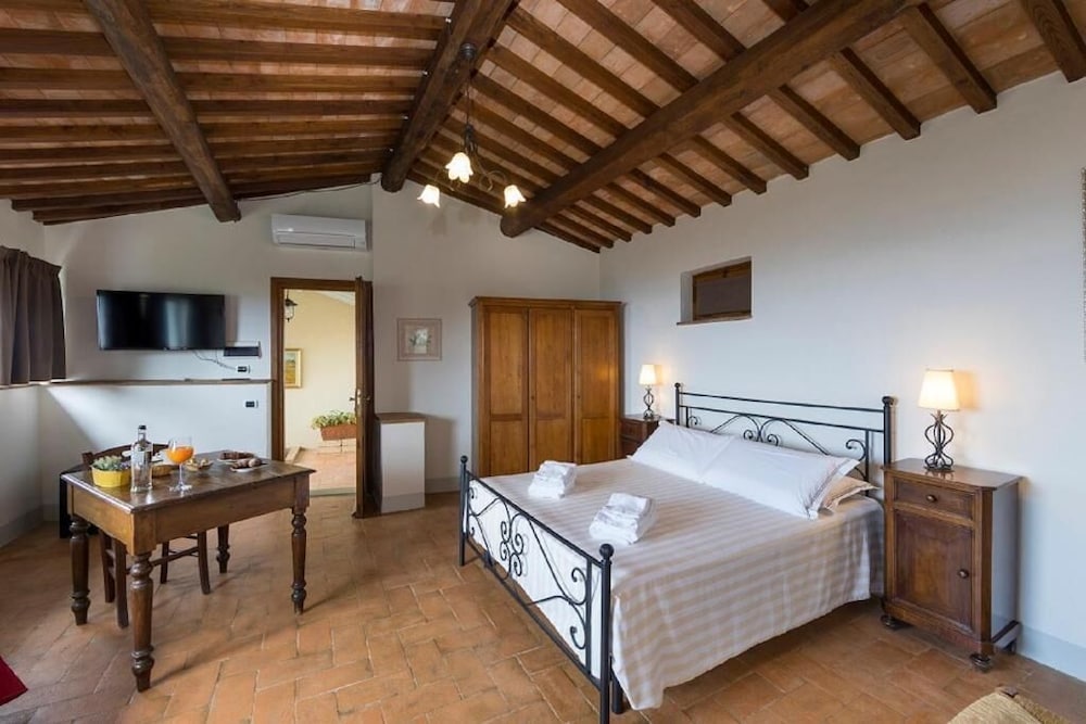 Фото Agriturismo Podere l'Aione