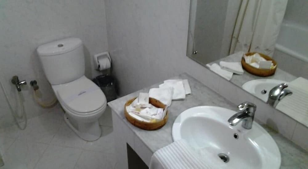 Фото Hotel Victory Abashik Cumilla