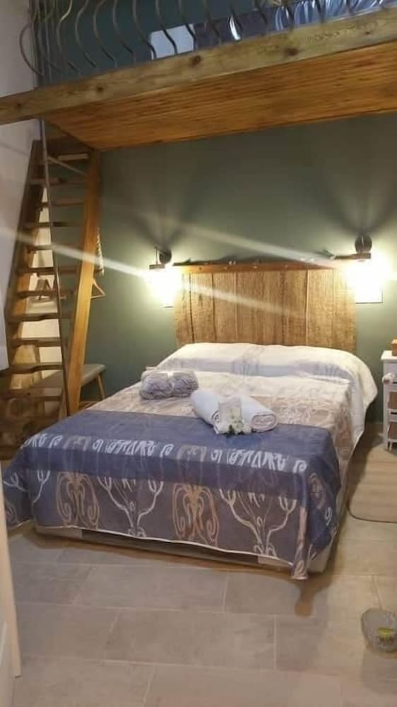 Фото Magdalene's City House Inn