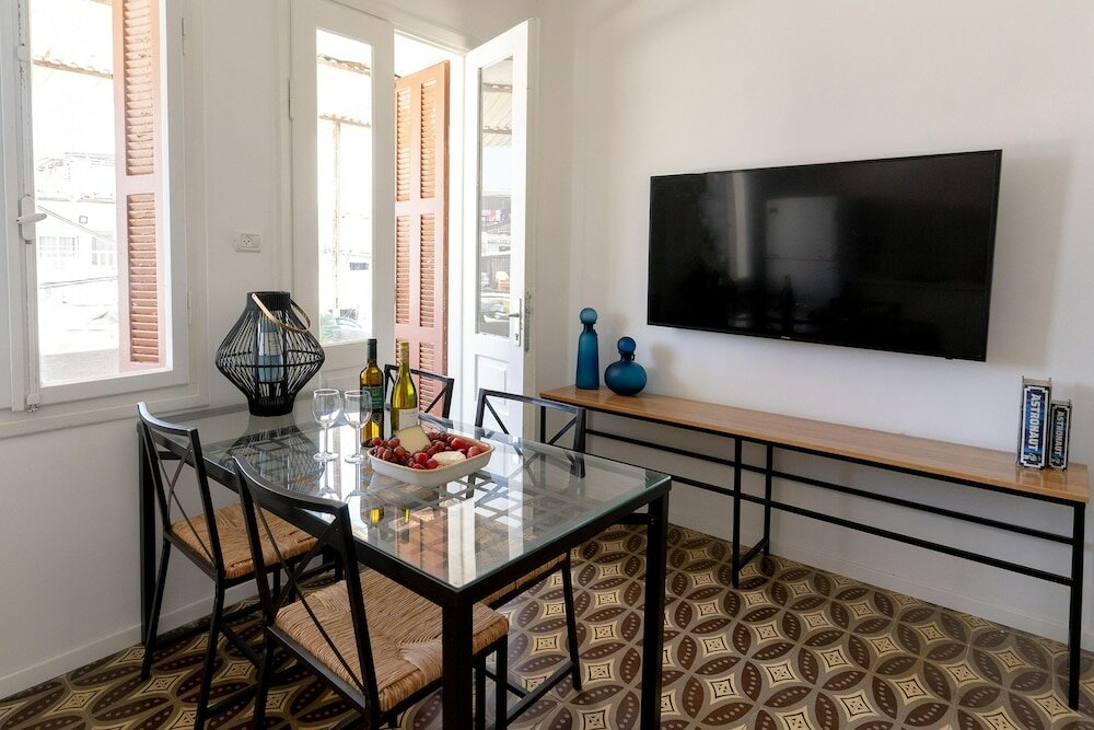 Фото Carmel Beach House by Berry Stays