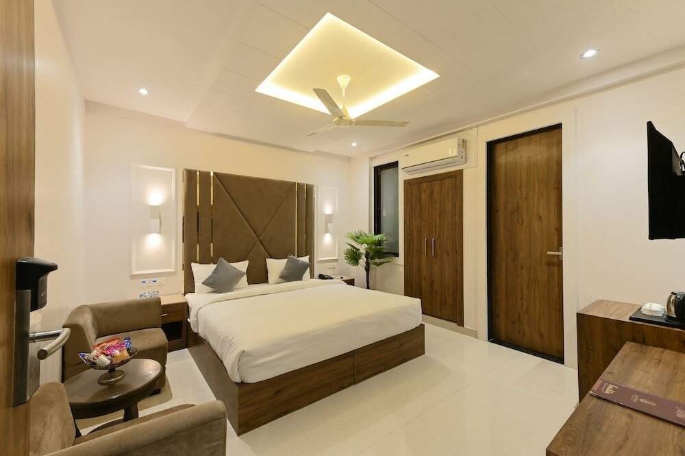 Фото Avalon Palms Agra