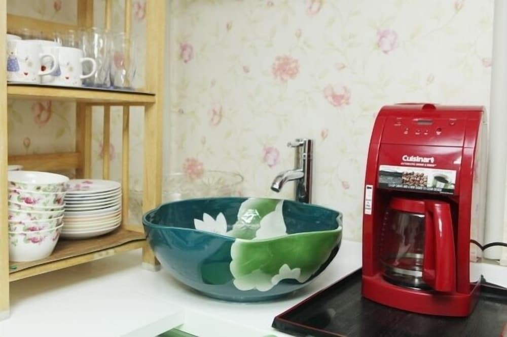 Фото Kukje Guesthouse Myeongdong