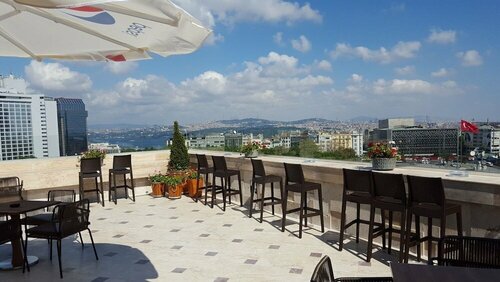 Гостиница Taksim Gonen Hotel в Бейоглу