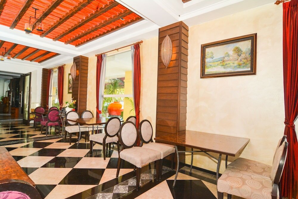 Фото Rich Boutique Hotel