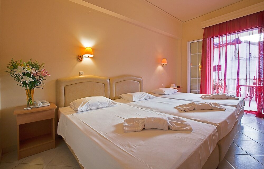 Фото Hotel Epidavria