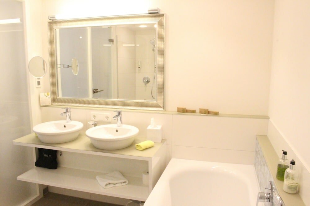 Фото TAOme Feng Shui Stadthotel Breisgau