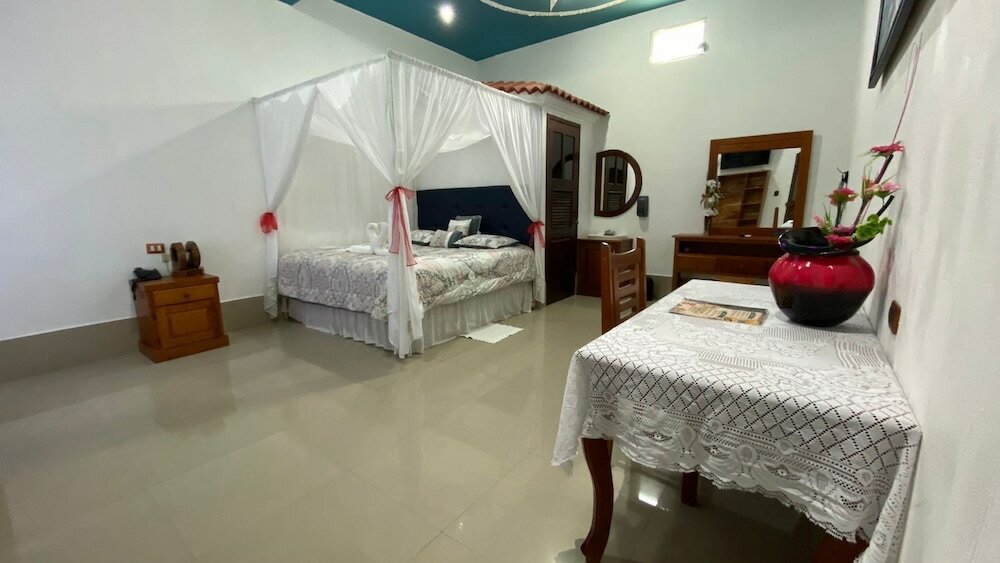 Фото Hotel y Restaurante Las Adas y Estrellas