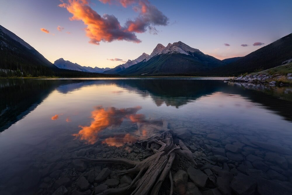 Фото Mountain View 2 Bedroom Condo-Top Floor