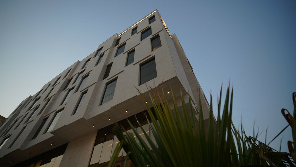 Фото Jasmine Garden Hotel