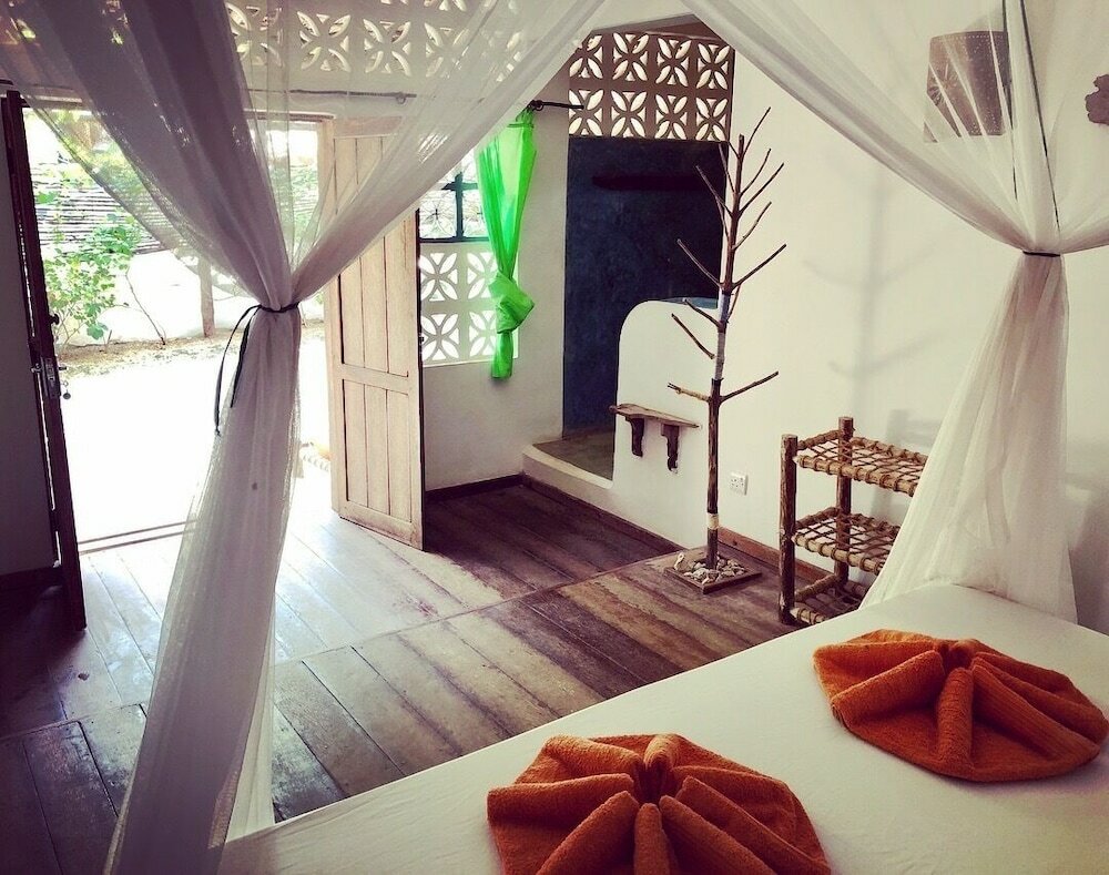 Фото Zanzistar Lodge