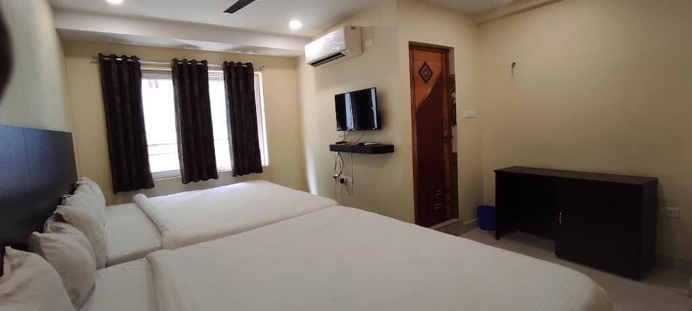 Фото Hotel Arvind Vizag Beach