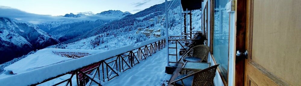 Фото Mountain Rover Auli