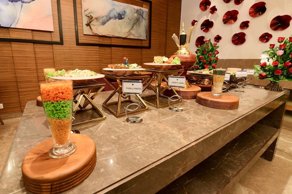 Фото Surestay Hotel by Best Western Model Town Amritsar