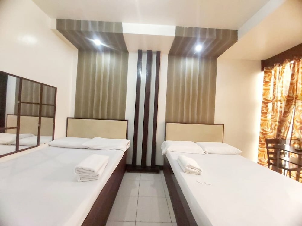 Hotel Oyo 924 Cosmo Hotel Espana Near Ust, Manila, photo