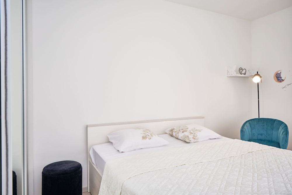 Фото Brand New Apartment Split3