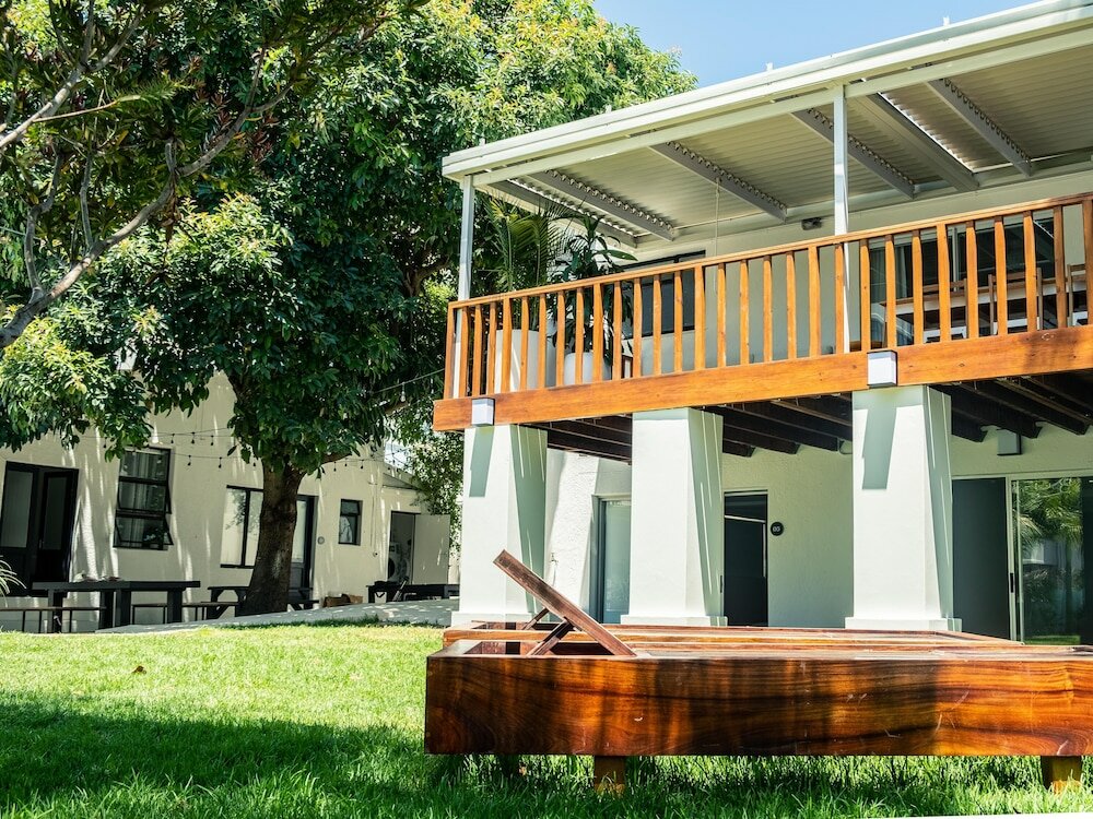 Фото Neighbourgood Hill