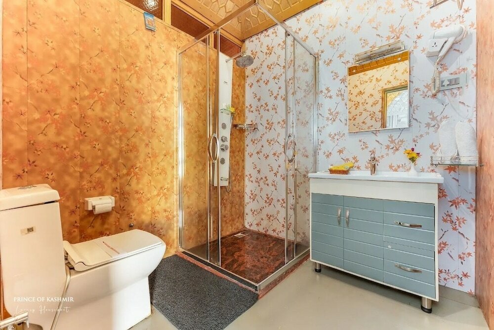 Фото Prince of Kashmir Luxury Houseboat