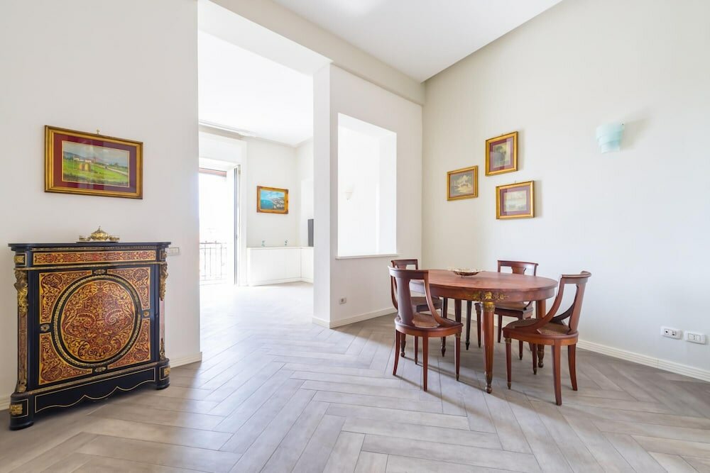 Фото Elegante Appartamento A Piazza Dei Martiri