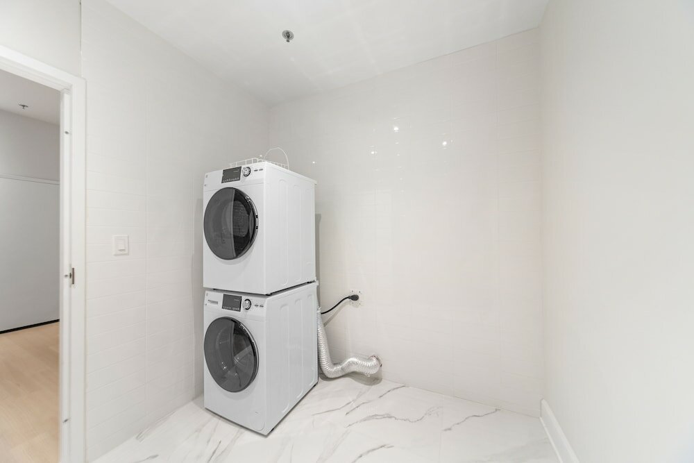 Фото Elegant Suites De La Montagne- Dtwn Mtl