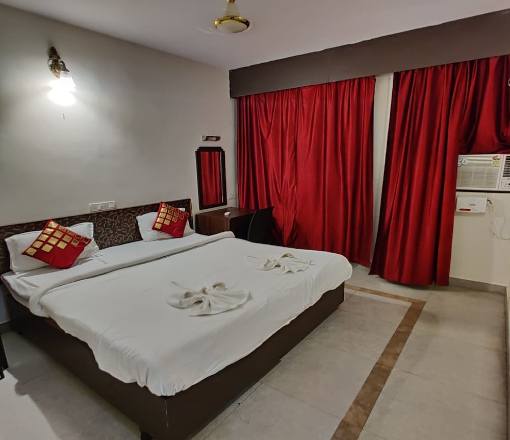 Фото Hotel Colva Plaza