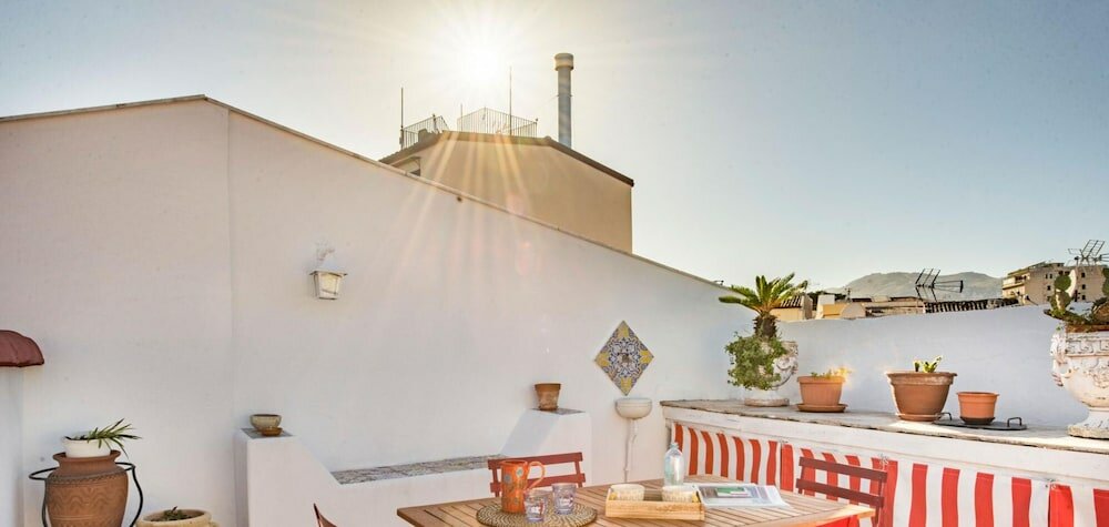 Фото Una Terrazza Sul Mercato Del Capo by Wonderful Italy