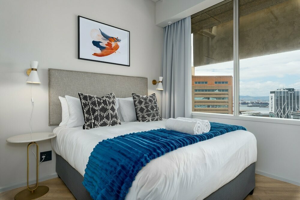 Hotel One Thibault 1527, Capetown, photo