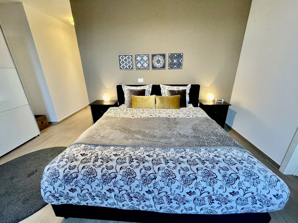 Фото One Lux Stay near Diamond District