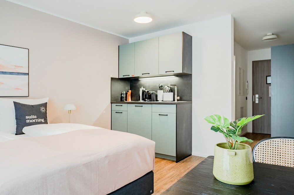 Фото Limehome Metzingen Wilhelmstr