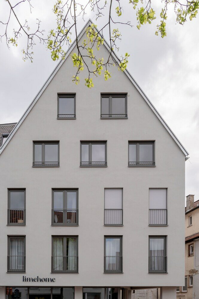 Фото Limehome Metzingen Wilhelmstr