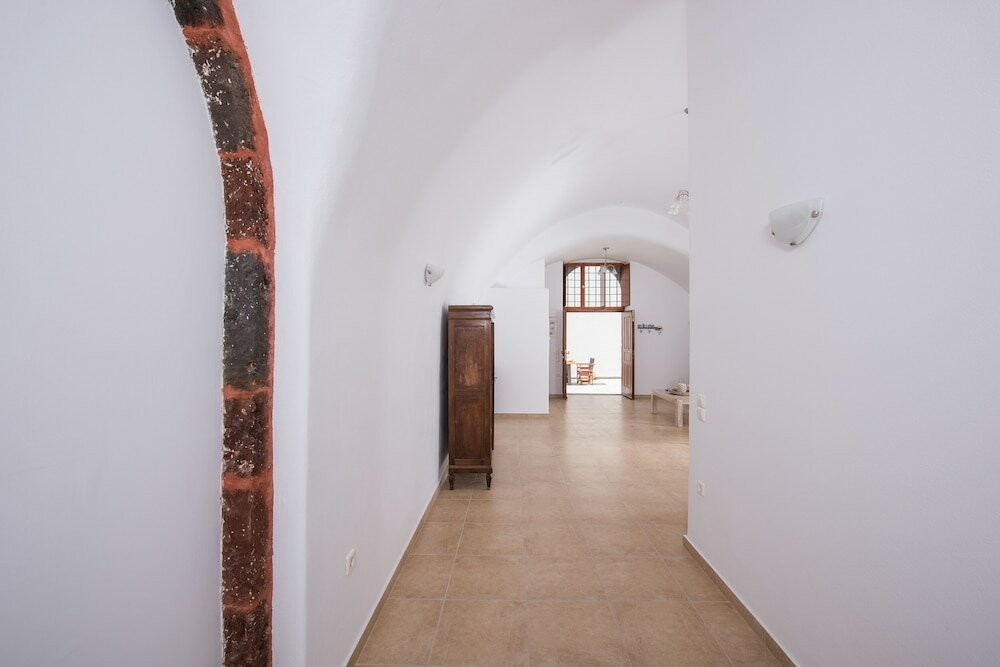 Фото Aenaon Estate 1896 by K&k