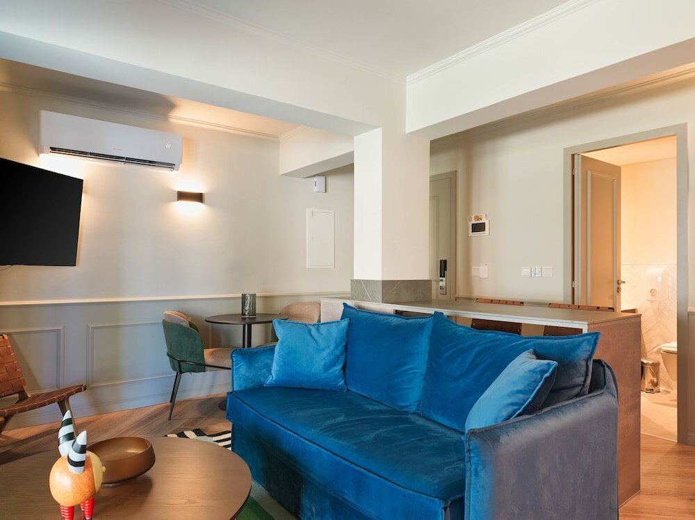 Фото Liv The City Suites