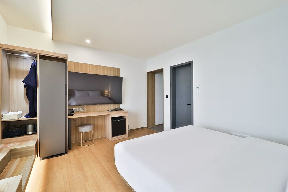 Фото The Van Hotel Ulsan