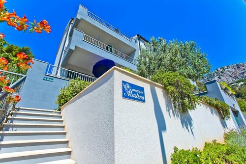 Гостиница Apartments Maslina в Хваре