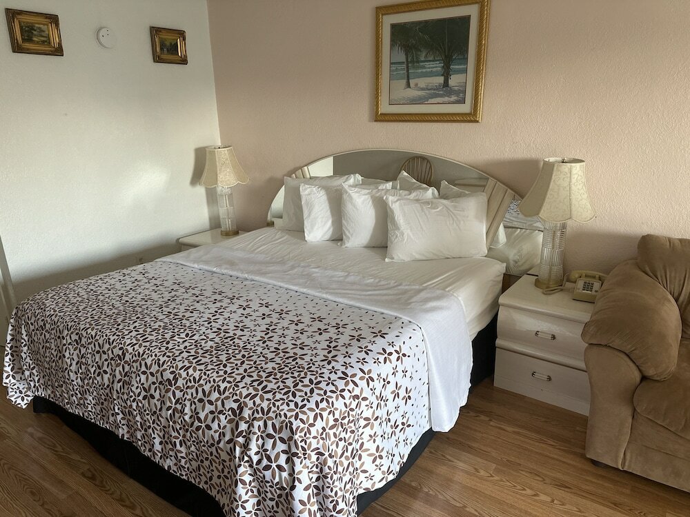 Фото The Floridian Inn