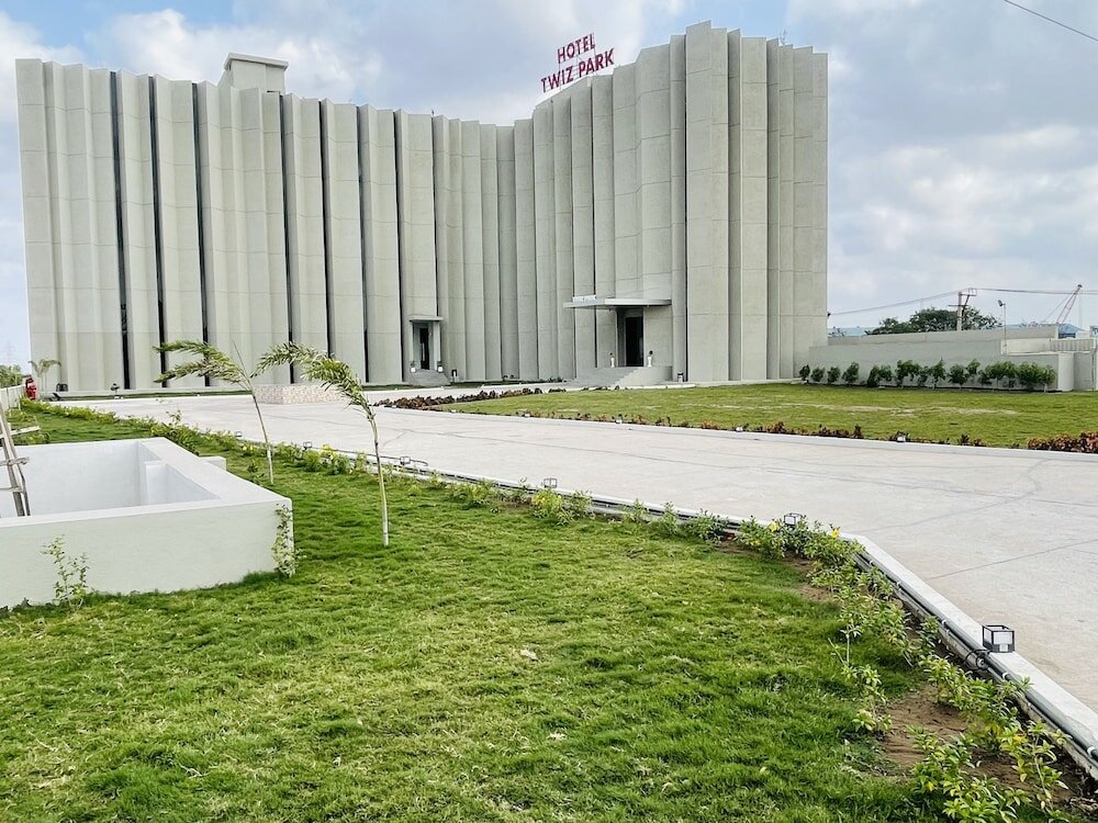 Фото Hotel Twiz Park