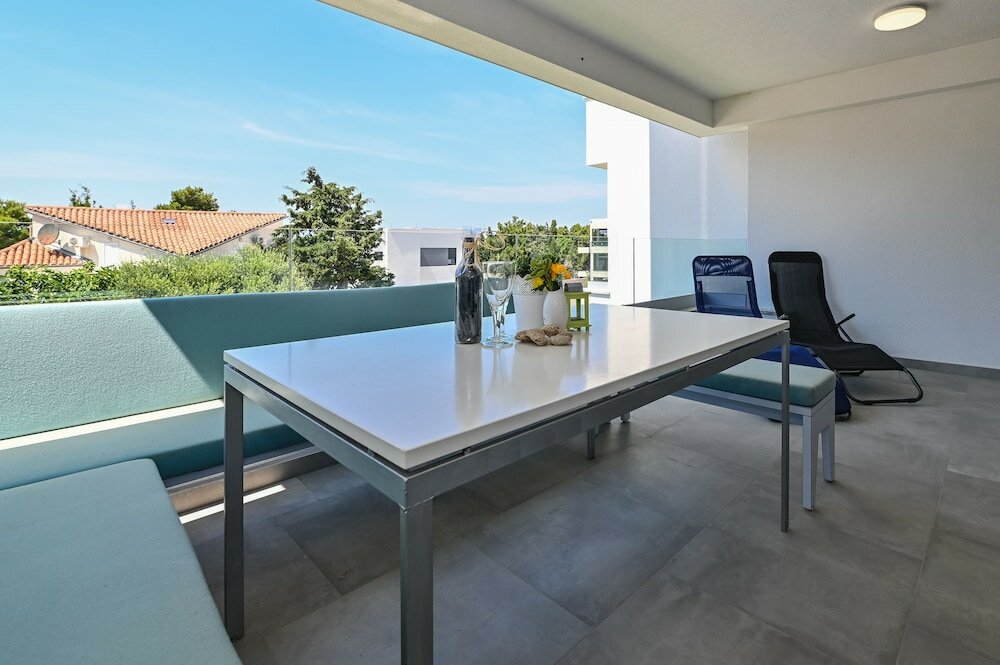 Фото Apartments Olive Garden 2