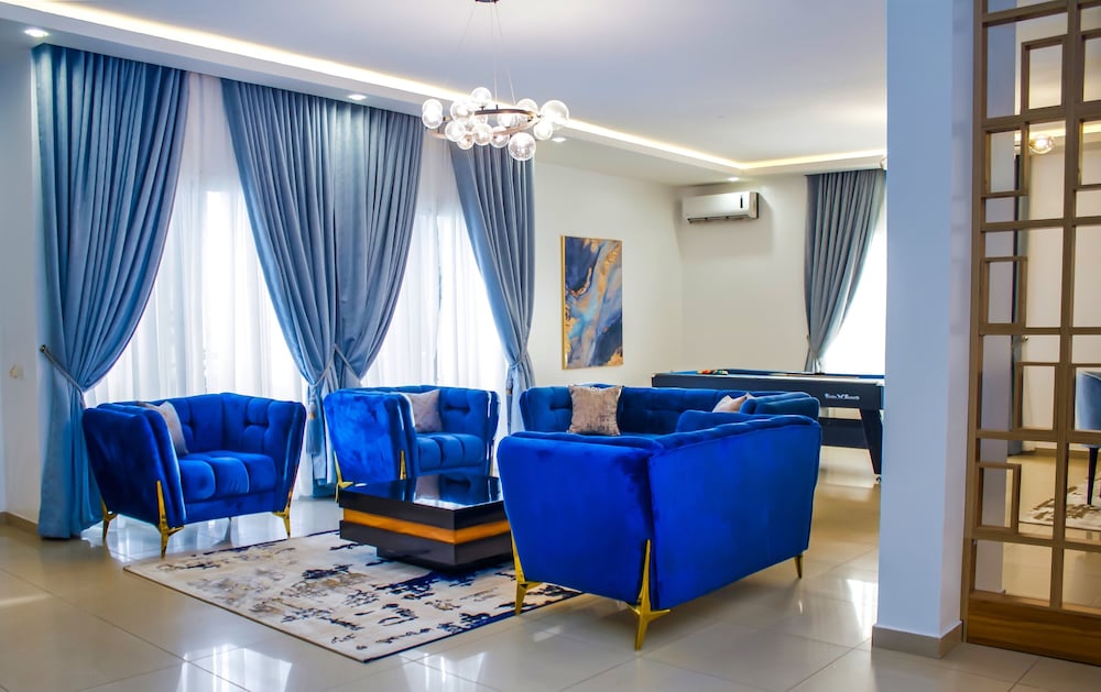 Фото ChrisVirgy Apartments