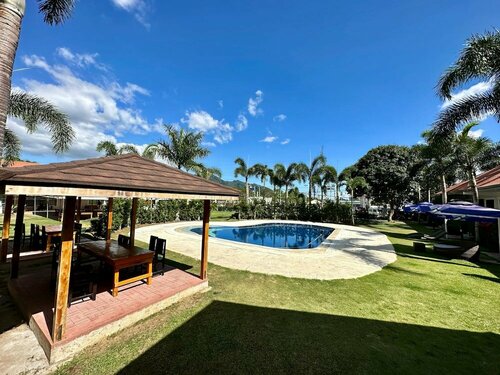 Гостиница 3 Peaks Resort & Boutique Hotel в Провинции Батангас