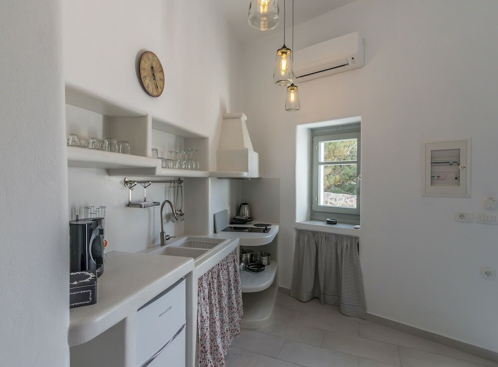 Фото Sunset Plaka