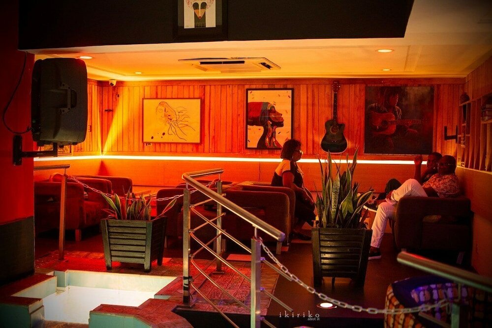 Фото The Crib Art Hotel