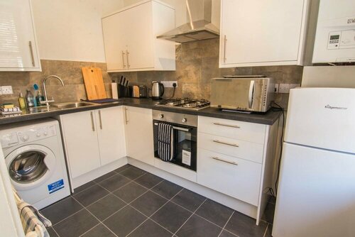 Гостиница 426 Homely 1 Bedroom Apartment in Leith в Эдинбурге