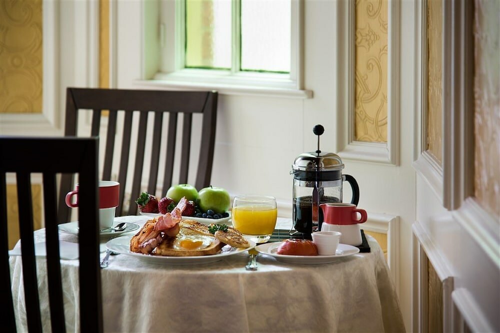 Фото Castlemaine Colonial Motel