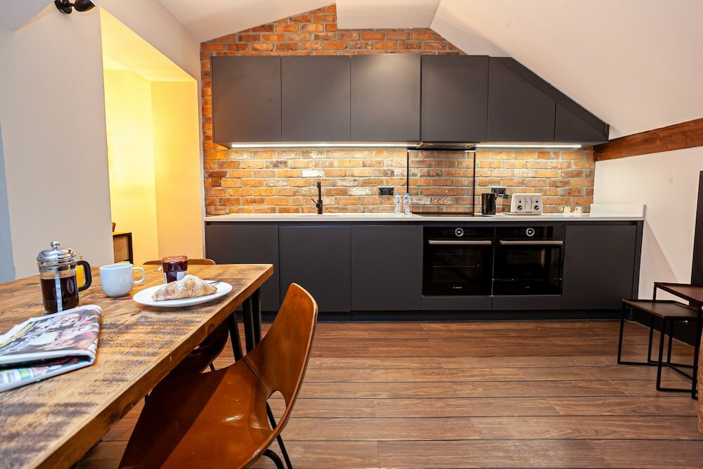 Фото Portland Street Apartments