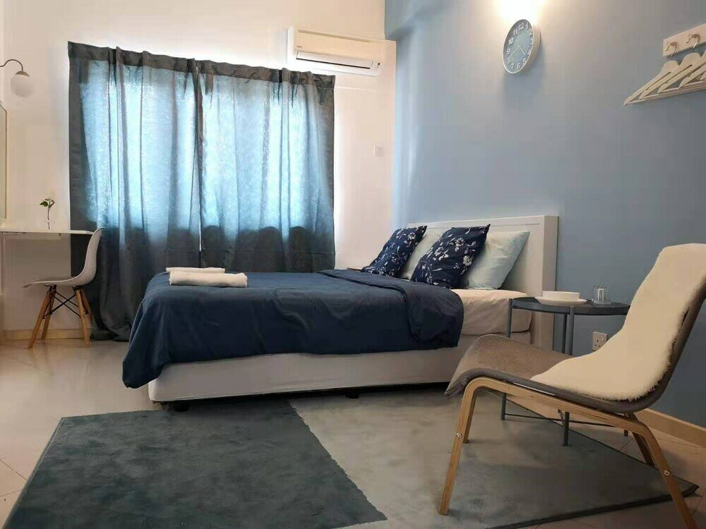 Фото Aurora Court